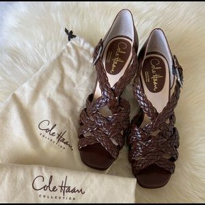 New Cole Haan Women wedge brown leather sandal 6.5 GORGEOUS